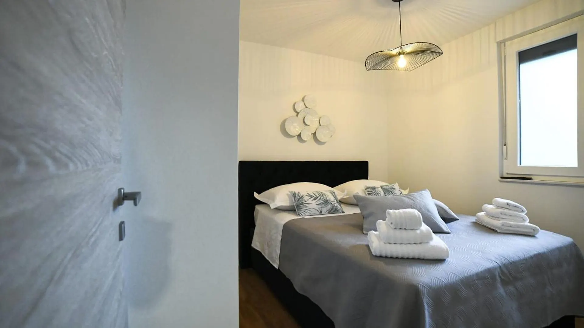 Apartment Cesarica Split